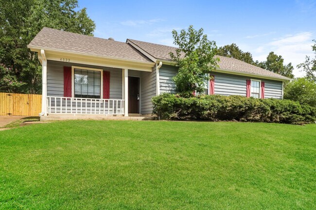 Building Photo - 4022 Castile St