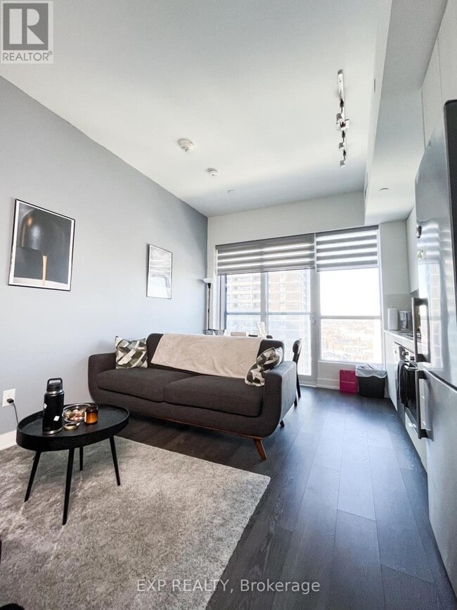 Building Photo - 5 Mabelle Ave