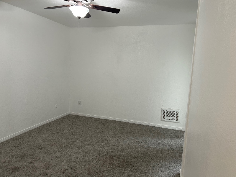Building Photo - 7934 Mission Center Ct