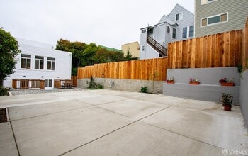Building Photo - 2823 Golden Gate Ave