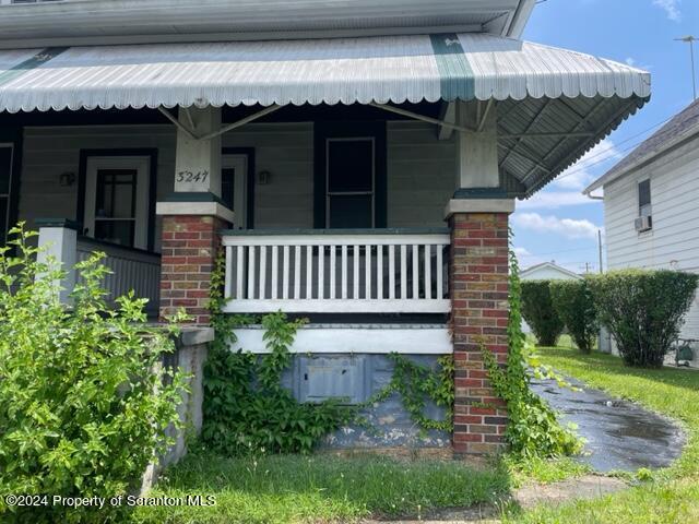 Primary Photo - 3247 Pittston Ave