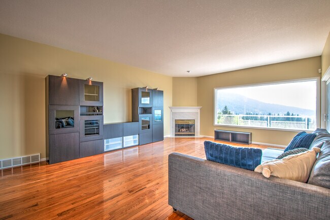 Photo du bâtiment - 308 Marmot Ct