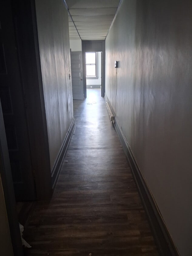 Primary Photo - 305 Penn St