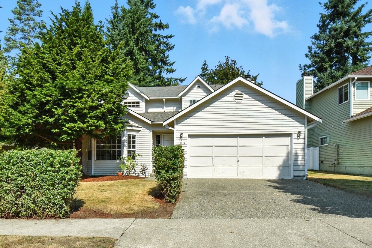 Primary Photo - 3Bd/2.5Ba Kirkland Home