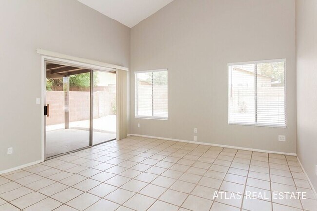 Foto del edificio - 2 WEEKS FREE PLUS $500 OFF RENT IF MOVED I...