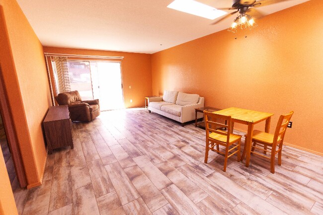 Foto del edificio - 3050 S Placita de la Picaza