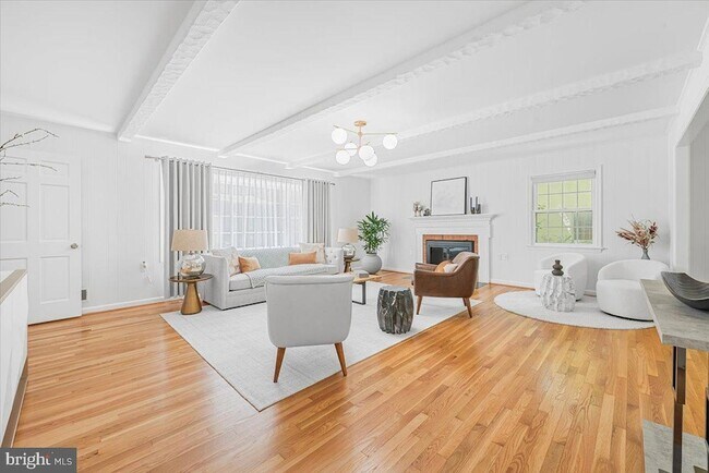 Foto del edificio - 4025 N River St