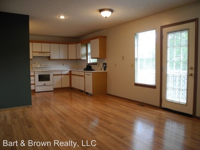 Foto del edificio - 3 br, 2 bath House - 1618 Miller Drive