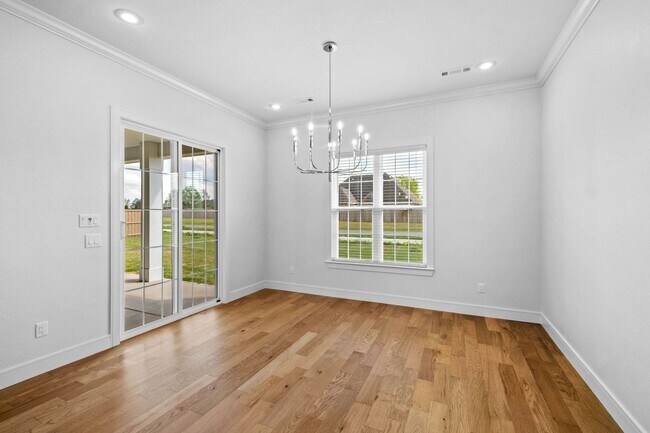 Foto del edificio - 6465 Courtland Ave