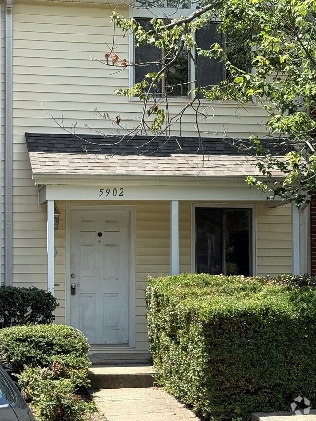 Building Photo - 5902 Shady Grove Cir