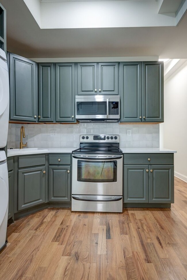 Photo - 1723 W Master Street Apartment