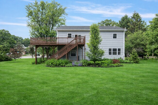 Building Photo - 409 Holy Cross Rd