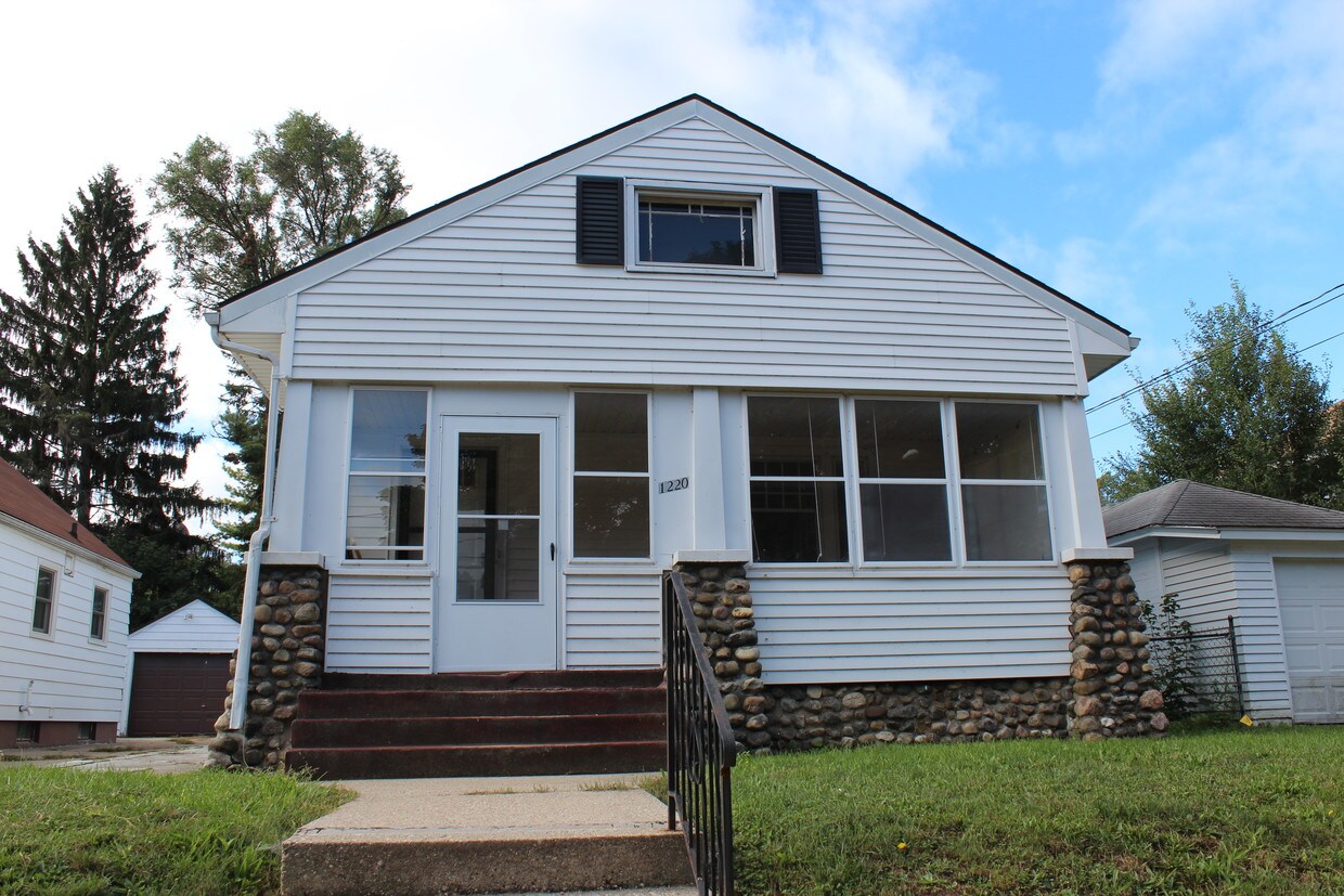 Foto principal - 1220 Watson St SW