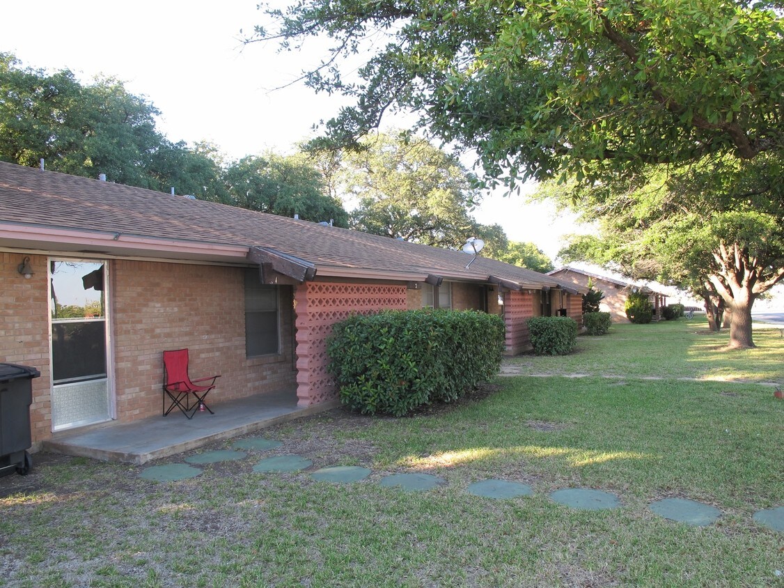 2030 Menard Hwy, Brady, TX 76825 Apartments in Brady, TX