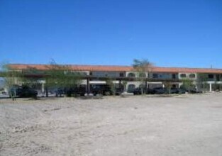Building Photo - 1277 Navajo Dr