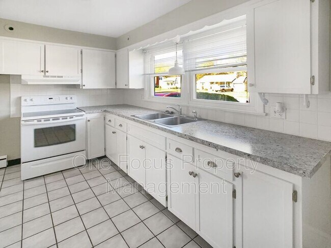 Foto del edificio - 2096 Blair St