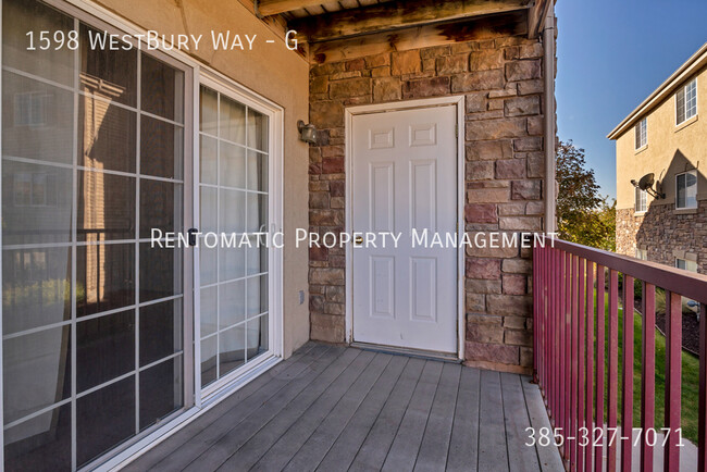 Building Photo - 1598 Westbury Way