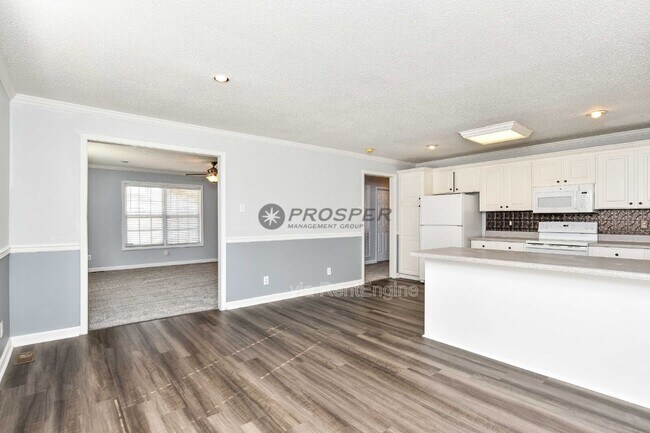 Foto del edificio - 1082 Hampton Rd