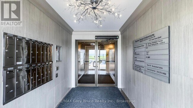 Photo du bâtiment - 1717-1717 2nd Ave E