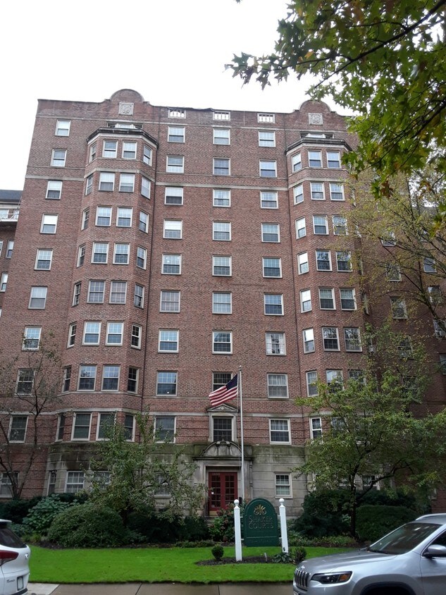Primary Photo - 13710 Shaker Blvd