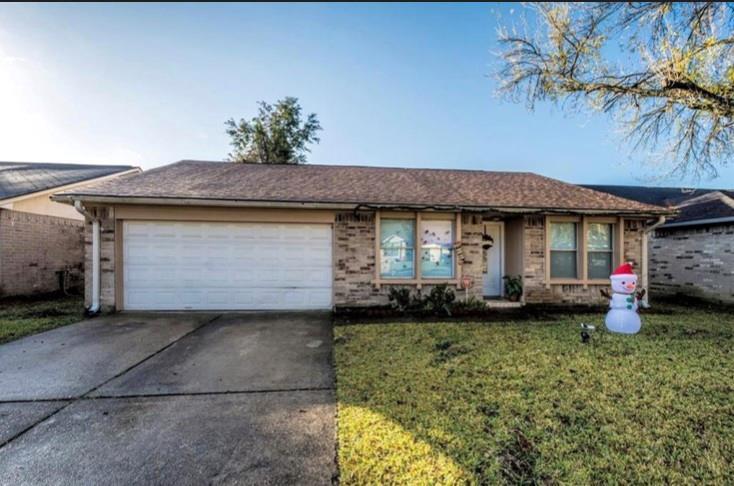 Primary Photo - 15310 Reigate Ln
