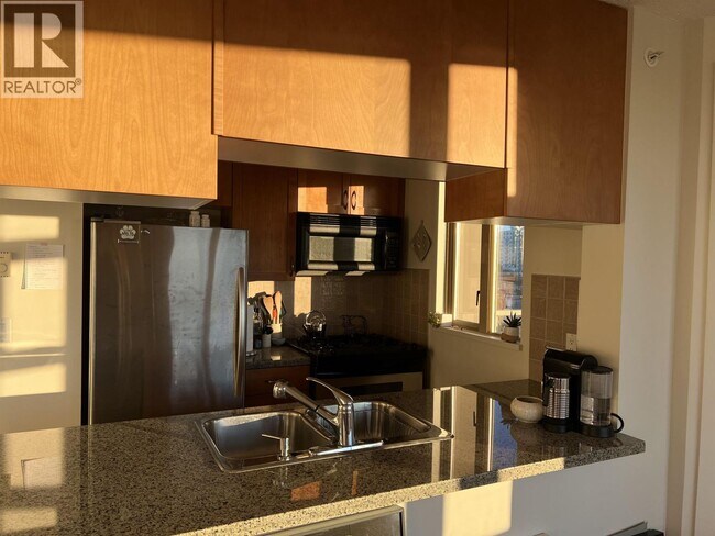 Photo du bâtiment - 1316 W 11th Ave