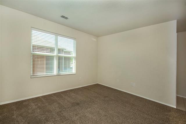 Foto del edificio - 1423 Swan Ridge Dr