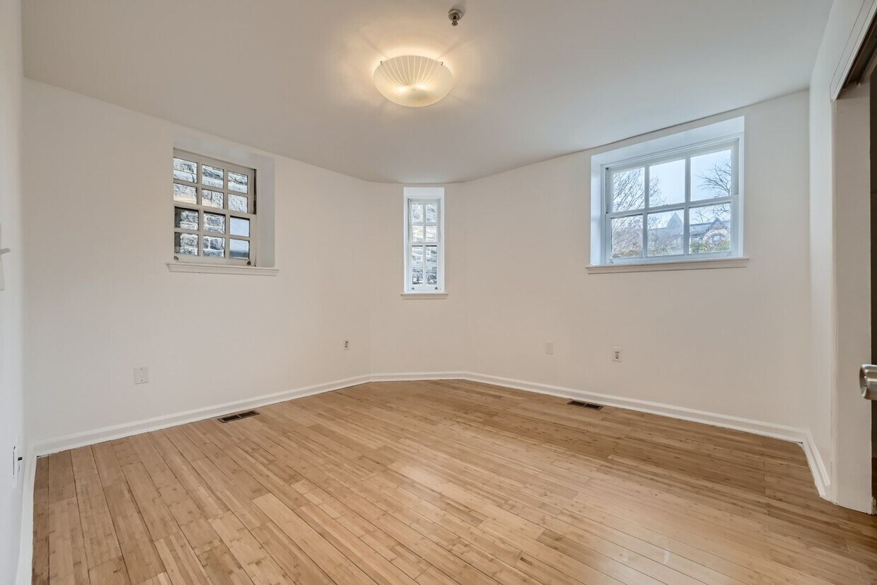 1714 Park Ave Unit APT 109, Baltimore, MD 21217 Apartment for Rent in Baltimore, MD