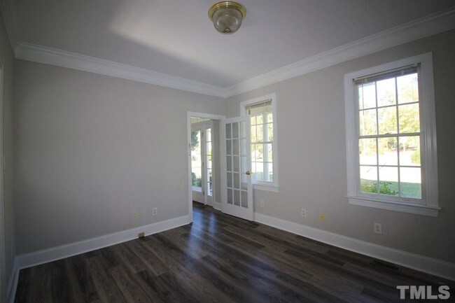 Building Photo - 1101 Haddon Hall Dr