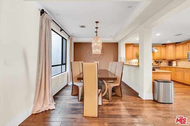 Foto del edificio - 1530 Camden Ave