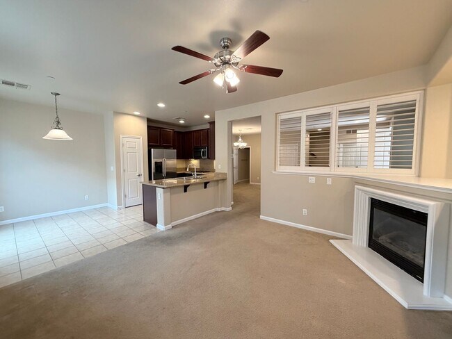 Foto del edificio - 1865 Wind Ranch Rd