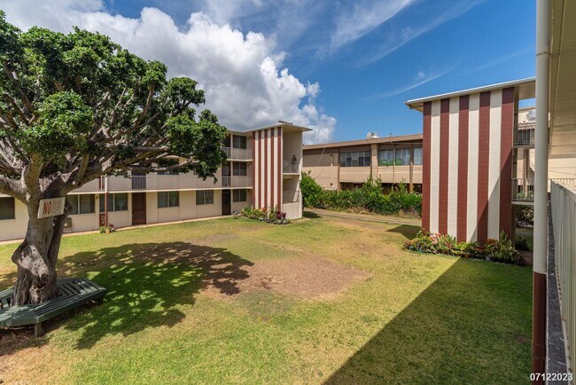 Building Photo - 2br/1ba Condo/Apt in Kalihi at Bishop Gardens