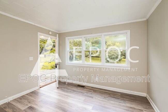 Building Photo - 210 Clapp Farms Rd