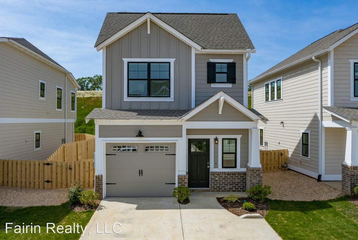Primary Photo - 2 br, 2.5 bath House - 240 Huntley Place