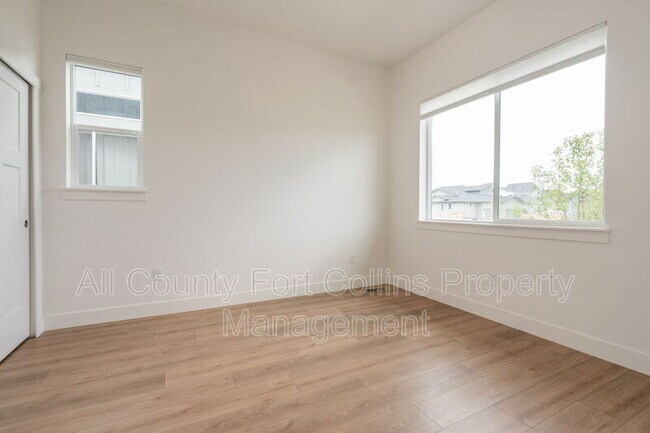 Foto del edificio - 5967 Rendezvous Pkwy