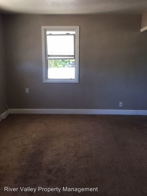 Building Photo - 1 br, 1 bath House - 1804-1/2 Evergreen Ave