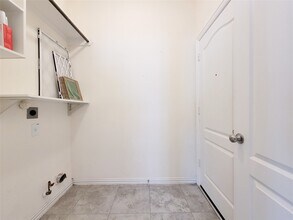 Building Photo - 10037 Swift Fox Ct