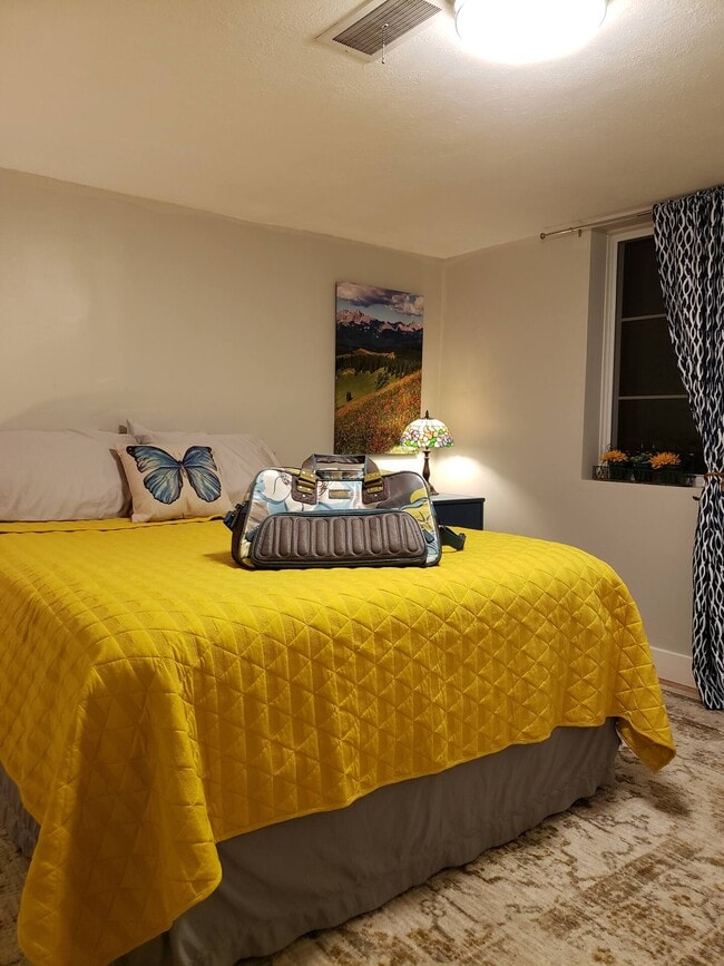 Foto del edificio - 3266 Jay St