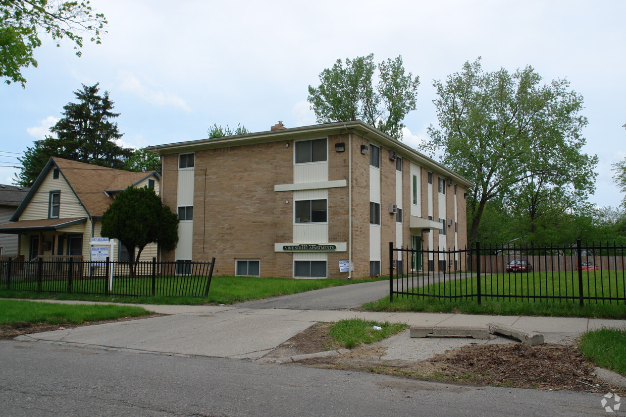 Building Photo - Vine Street Apartments