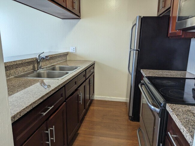 Foto del edificio - 220 N Parkview Ave