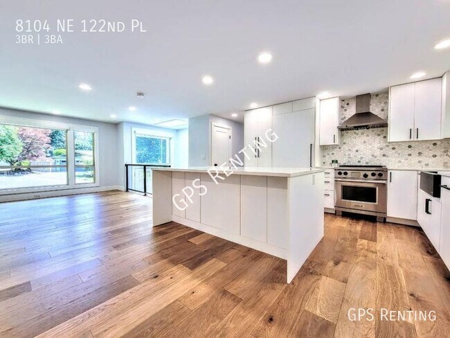 Foto del edificio - Beautiful Bed 3, Bath 3, home!