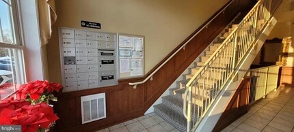 Building Photo - 531 Highland Ests