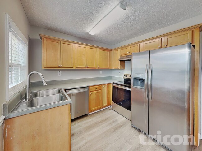 Foto del edificio - 202 Larson Ln