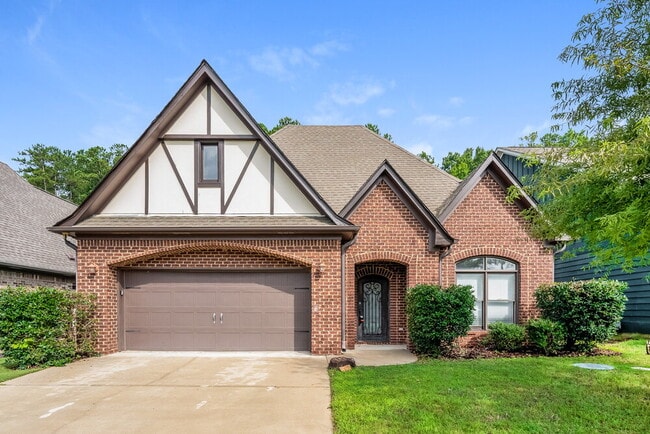 Building Photo - 1140 Overlook Dr