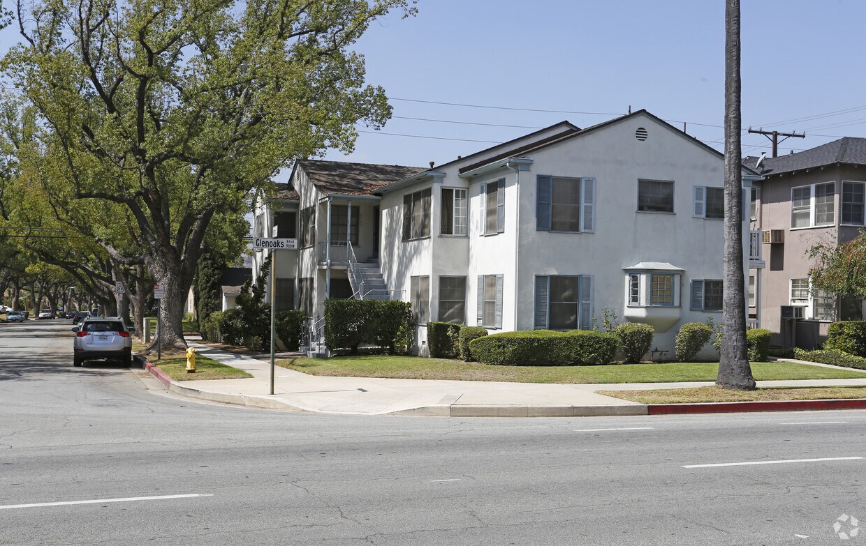 Primary Photo - 970 W Glenoaks Blvd