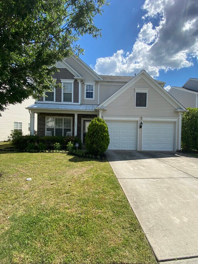 Front of House - 3005 Azalea Hills Dr