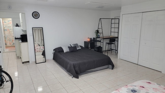 Foto del edificio - 3060 NW 27th St