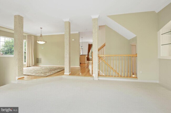 Building Photo - 12489 Lucas Dr