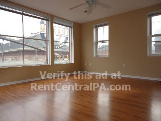 Foto del edificio - 1300 N 3rd St Apt 201