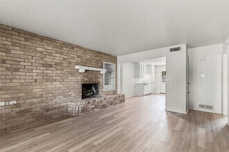 Building Photo - 2530 East US Hwy 377